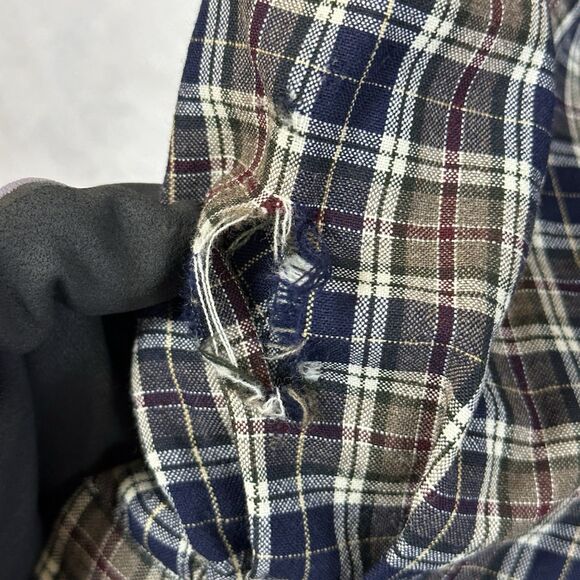 Pendleton Wool Button Down Shirt Men’s Size Large Plaid Brown - Picture 14 of 16